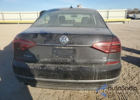 2017 Volkswagen Passat R-Line z USA, uszkodzony, nr VIN 1VWDT7A34HC083482